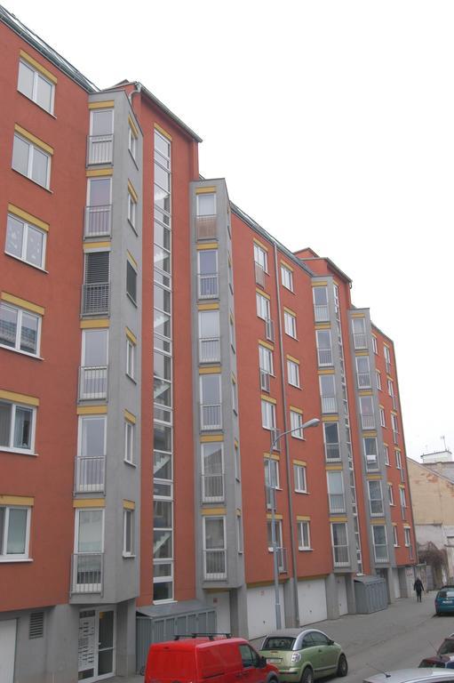 Eel Accommodation Brno Eksteriør bilde